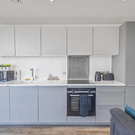 Luxury 2 Bedroom Apartment, On Broad Street! Бирмингем Экстерьер фото