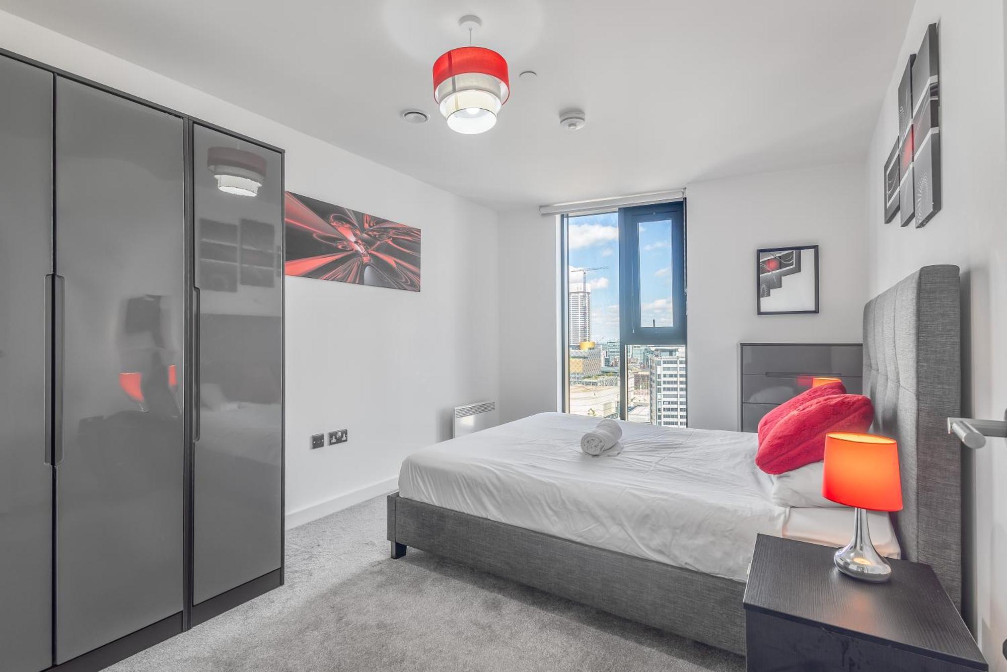 Luxury 2 Bedroom Apartment, On Broad Street! Бирмингем Экстерьер фото